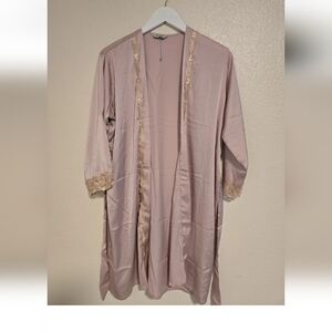 SAPJON Ladies M Pink Satin Lingerie Robe Belted Lace